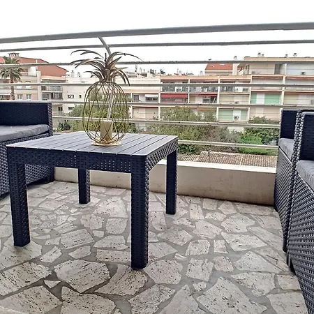 Ahc - Royal Beach - 4 Pieces Moure Rouge Cannes